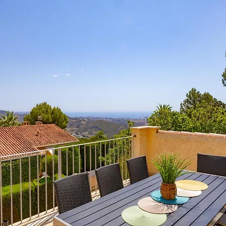 Lia - Plusholidays Villa