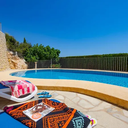 Lia - Plusholidays Villa *