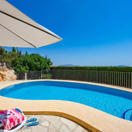 Lia - Plusholidays Villa