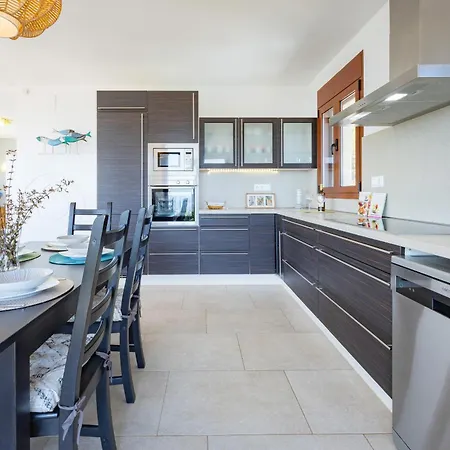 Lia - Plusholidays Villa