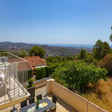 Villa Lia - Plusholidays *