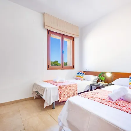 Lia - Plusholidays * Calpe